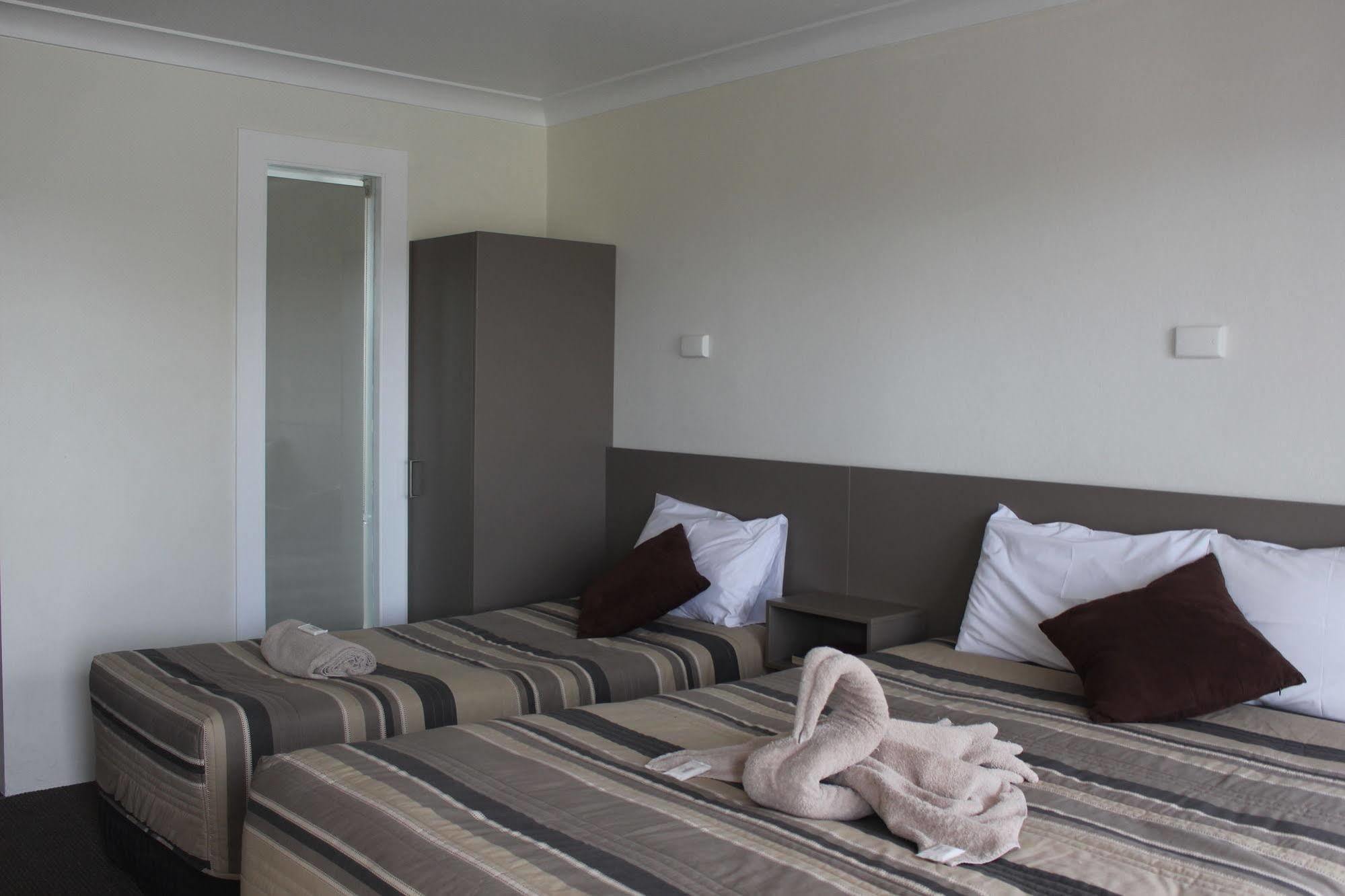 Centrepoint Motel Dubbo Ngoại thất bức ảnh
