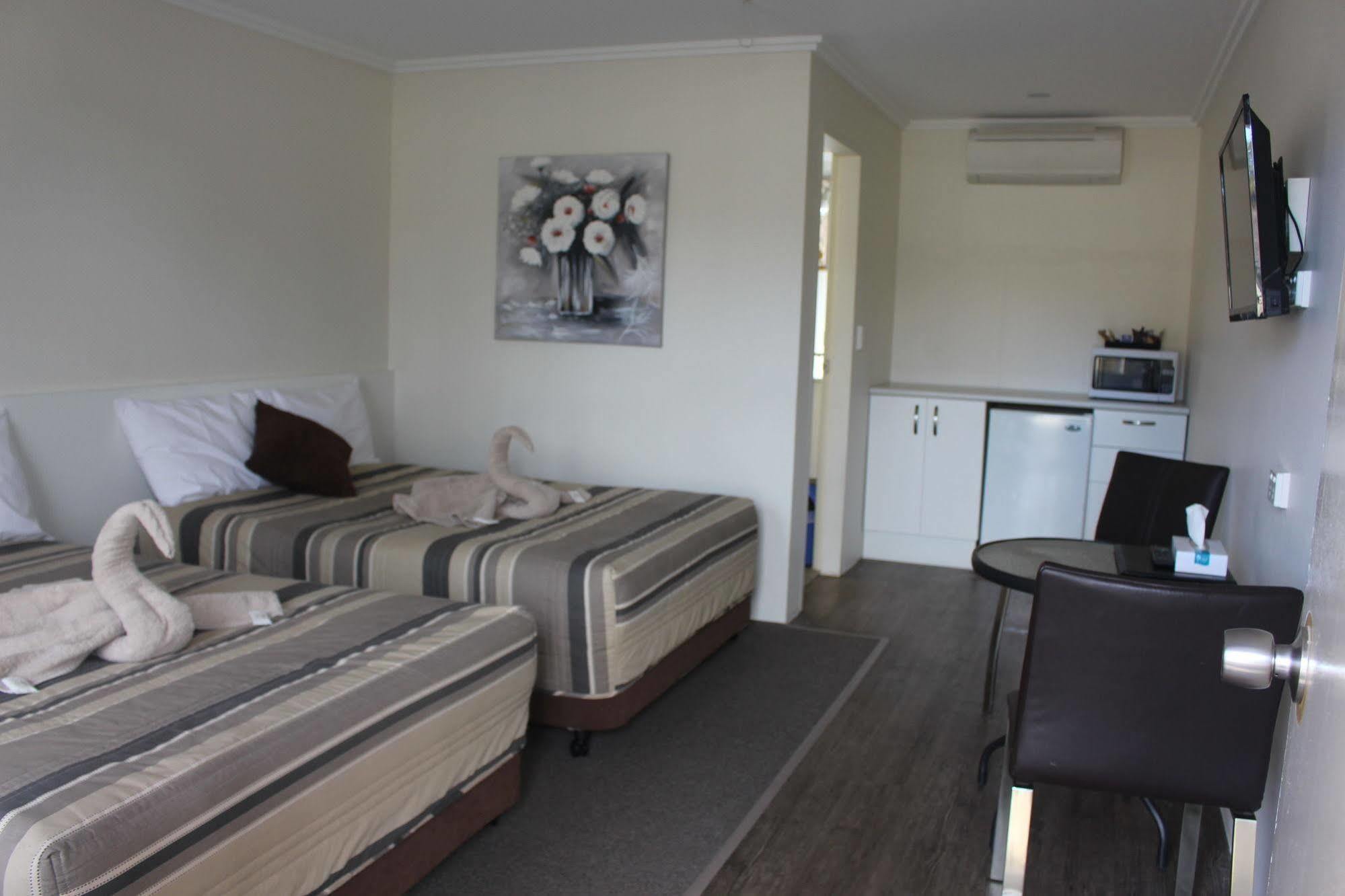 Centrepoint Motel Dubbo Ngoại thất bức ảnh