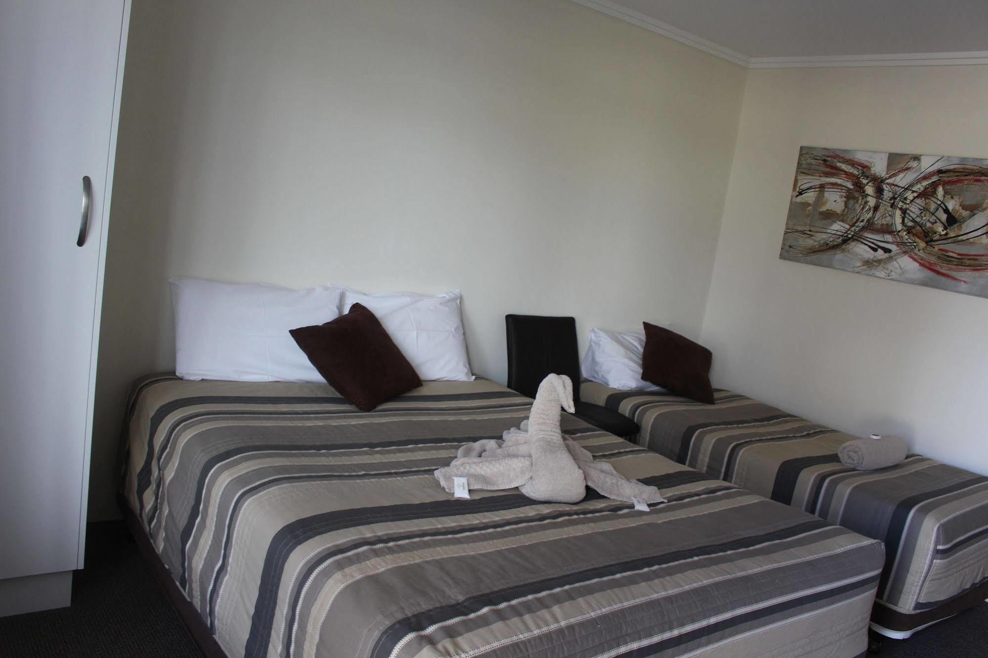 Centrepoint Motel Dubbo Ngoại thất bức ảnh